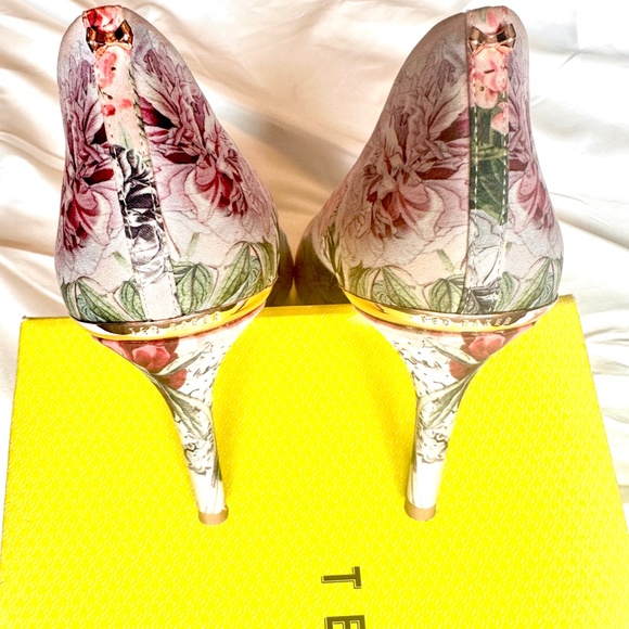 Ted Baker Pink Satin with Rose Gold Accents Stiletto Heels - Picture 12 of 16